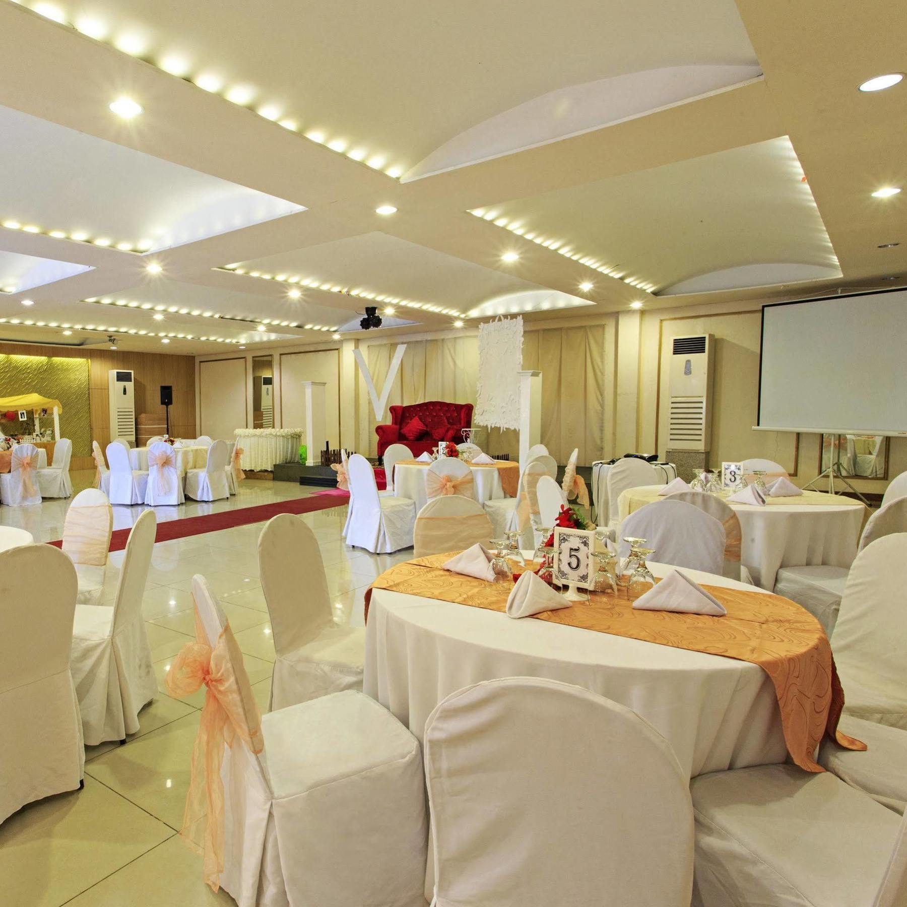 The Orchard Cebu Hotel & Suites Powered By Cocotel Mandaue City Exteriér fotografie